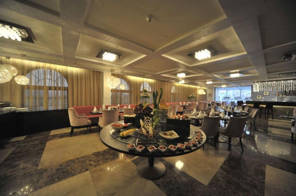 Il Palazzo Hotel And Suites Amman Exterior photo