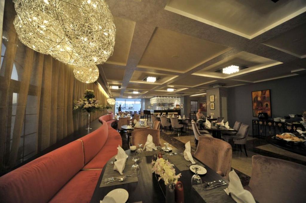 Il Palazzo Hotel And Suites Amman Exterior photo